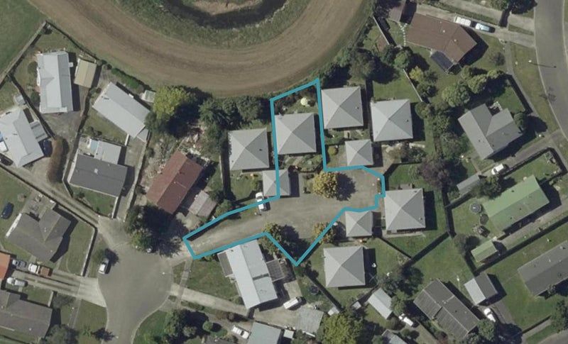20 Chelmarsh Place, Highbury, Palmerston North - Carousel 1