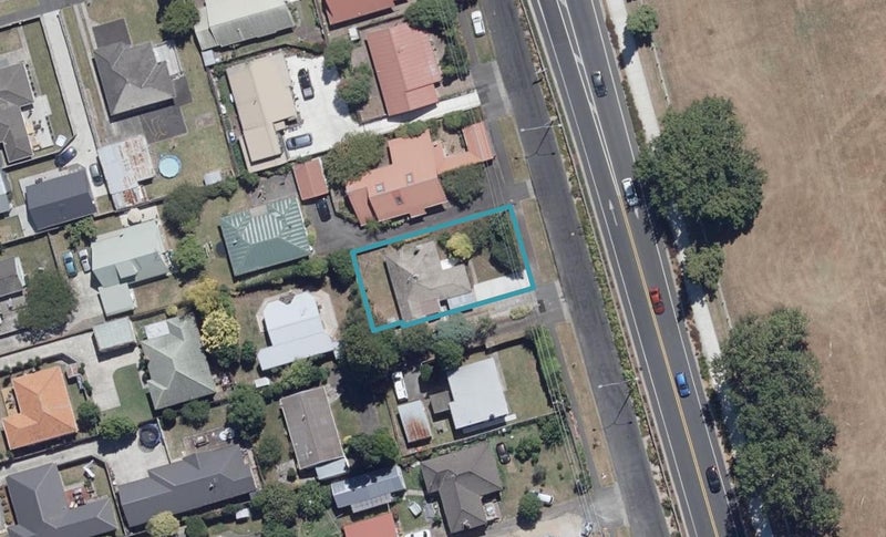 237 Dey Street, Hamilton East, Hamilton - Carousel 1