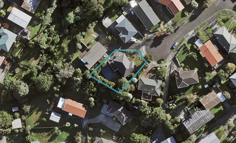 11 Humber Place, New Windsor, Auckland - Carousel 1