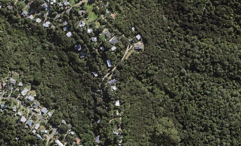 4 Scotts Terrace, Onetangi, Waiheke Island - Carousel 1