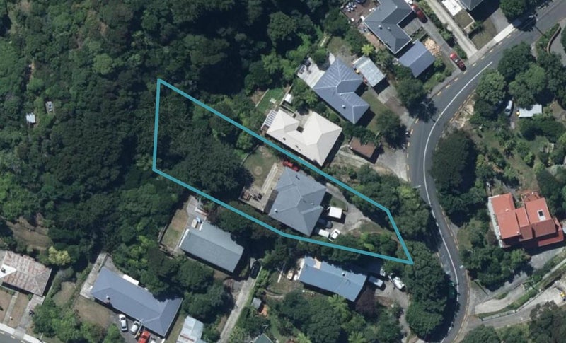13 Kiriwai Road, Paremata, Porirua - Carousel 1