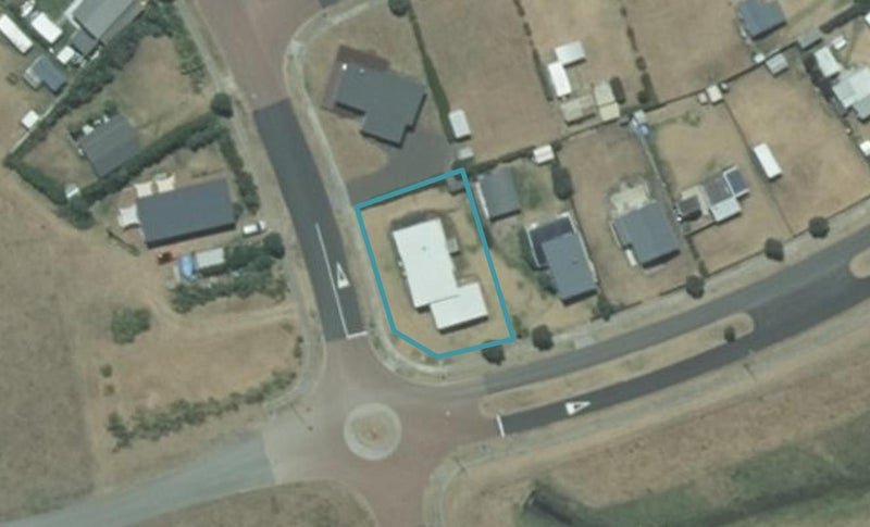 301 Harbour Drive East, Matarangi, Whitianga - Carousel 1