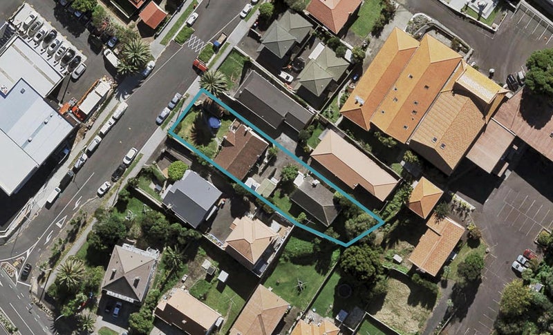 9 Wairakei Street, Greenlane, Auckland - Carousel 1