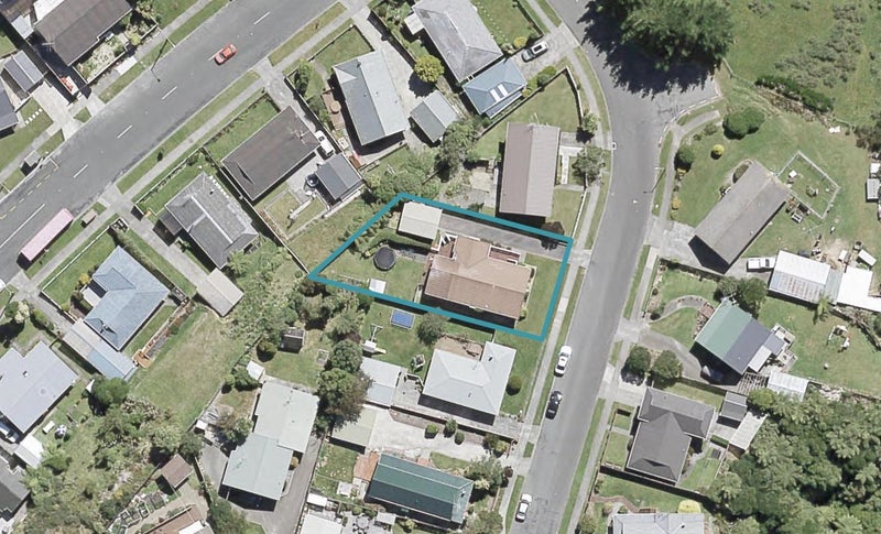 6 Drummond Crescent, Kelson, Lower Hutt - Carousel 1