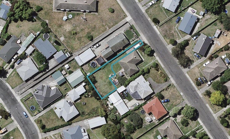 1229A Cunningham Crescent, Mayfair, Hastings - Carousel 1
