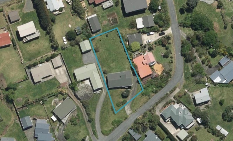 6 Taurikura Street, Whangarei Heads, Whangarei - Carousel 1
