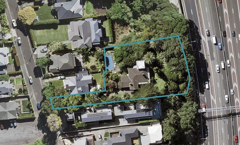 49 Princes Street, Northcote Point, Auckland - Carousel 1