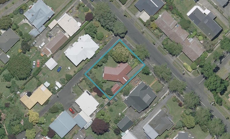 9 Peakes Road, Saint Johns Hill, Whanganui - Carousel 1