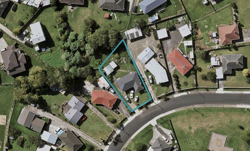 7 Crown Crescent, Otara, Auckland - Carousel 1