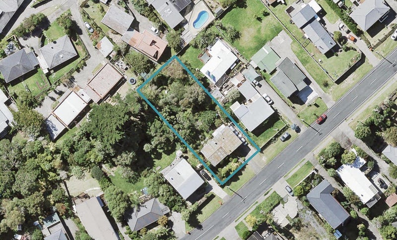 37 Arran Road, Browns Bay, Auckland - Carousel 1