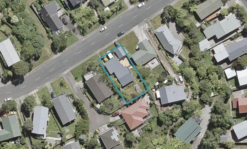 9 Redvers Drive, Belmont, Lower Hutt - Carousel 1