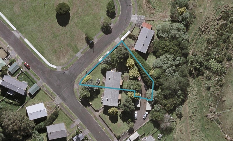 2 Discovery Place, Marfell, New Plymouth - Carousel 1