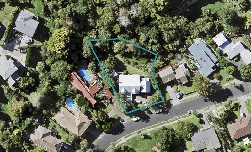 24 Lastel Place, Shelly Park, Auckland - Carousel 1