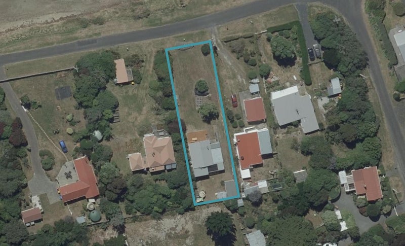 54 Stepney Avenue, Harwood, Dunedin - Carousel 1