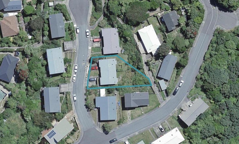 62 Victory Avenue, Karori, Wellington - Carousel 1