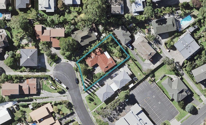 6 Noumea Place, Mairangi Bay, Auckland - Carousel 1