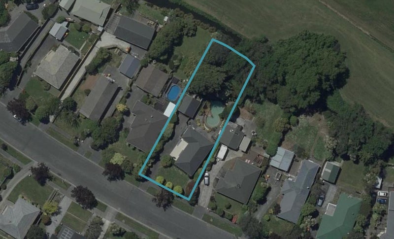 44 Warren Crescent, Hillmorton, Christchurch - Carousel 1