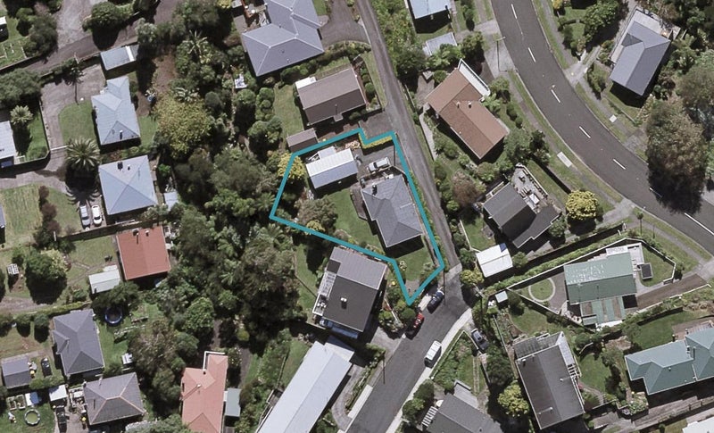 7 Truro Place, Lynmouth, New Plymouth - Carousel 1