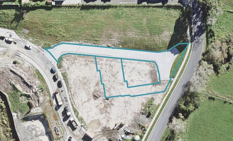 7 Rengarenga Rise, Fairview Heights, Auckland - Carousel 1