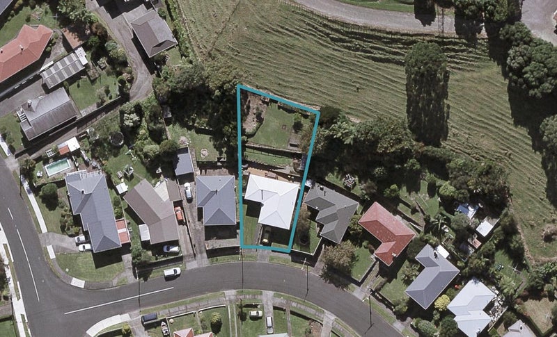 7 Clearmont Crescent, Blagdon, New Plymouth - Carousel 1