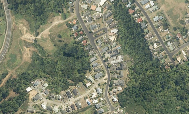 331 The Drive, Whangamatā - Carousel 1