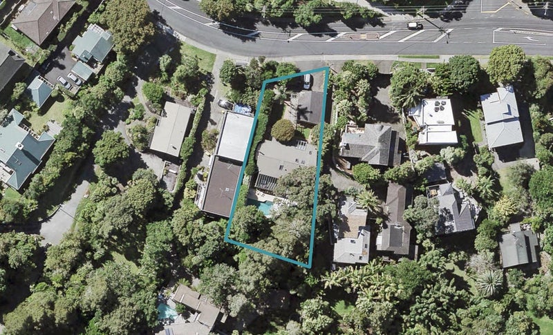 244 Beach Road, Campbells Bay, Auckland - Carousel 1