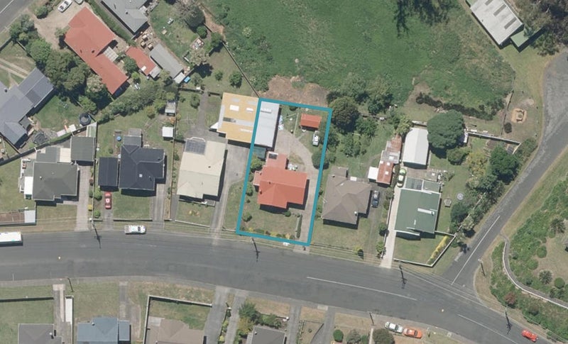 42 Fergusson Street, Springvale, Whanganui - Carousel 1