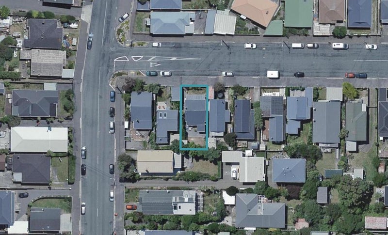 17 Toru Street, Lyall Bay, Wellington - Carousel 1