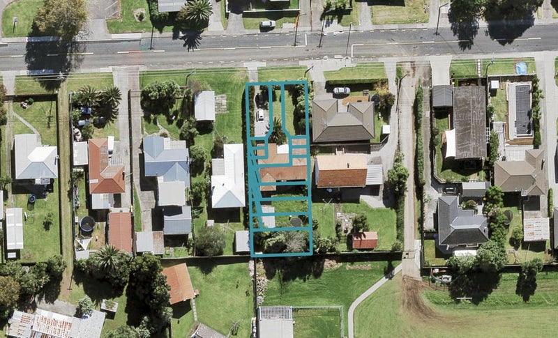 6/69 Wharf Road, Te Atatu Peninsula, Auckland - Carousel 1