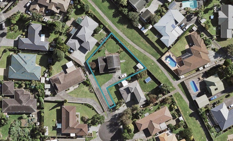 15 Jessika Place, Conifer Grove, Takanini - Carousel 1