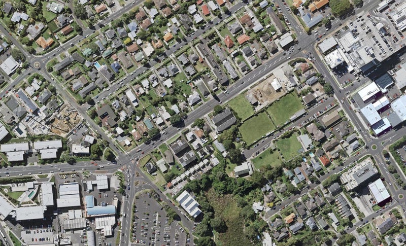 92 Anzac Street, Takapuna, Auckland - Carousel 1