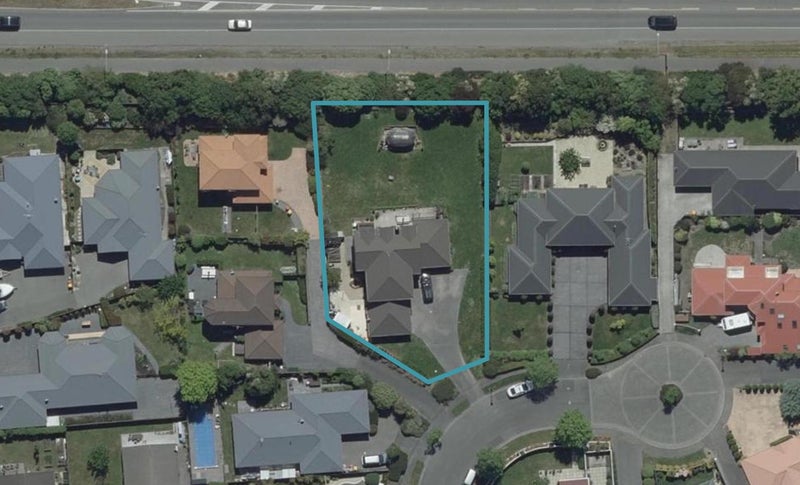 19 Ridgewood Place, Shirley, Christchurch - Carousel 1