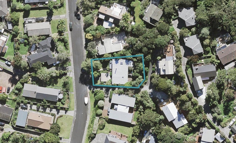 9 Odin Place, Beach Haven, Auckland - Carousel 1