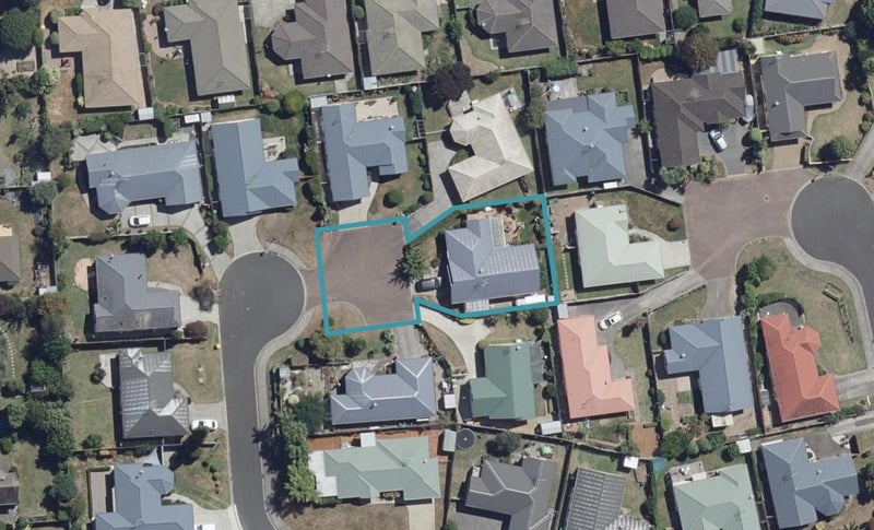 31 Northmeadow Drive, Rototuna, Hamilton - Carousel 1