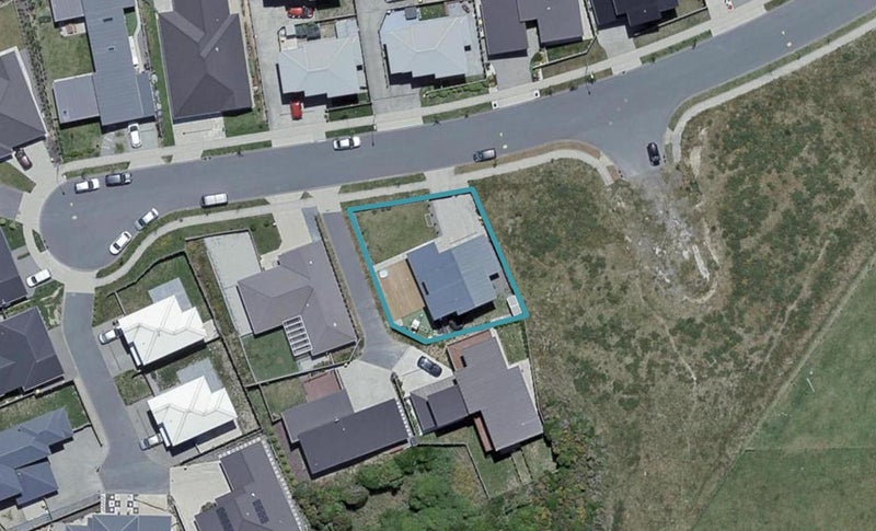 15 Trelawny Terrace, Grenada Village, Wellington - Carousel 1