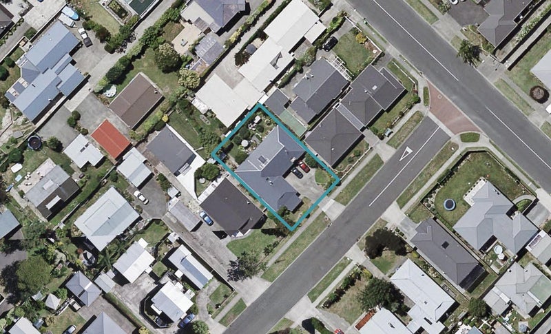 42 Bowling Road, Greenmeadows, Napier - Carousel 1