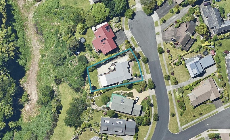 18 Walford Drive, Lynmore, Rotorua - Carousel 1