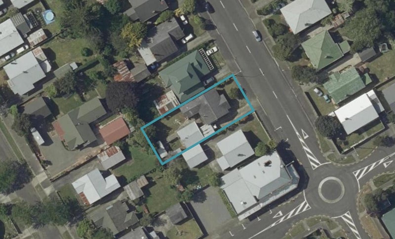 42 Lyndhurst Street, Takaro, Palmerston North - Carousel 1