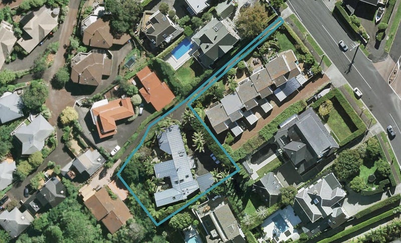 60 Bassett Road, Remuera, Auckland - Carousel 1
