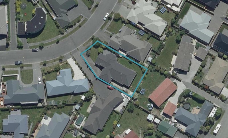 20 Glencullen Drive, Casebrook, Christchurch - Carousel 1