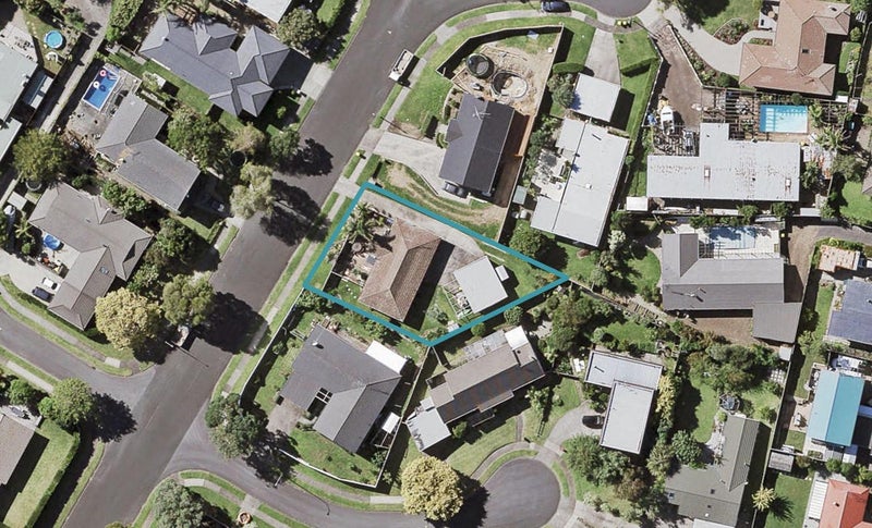 21 Tyrian Close, Half Moon Bay, Auckland - Carousel 1