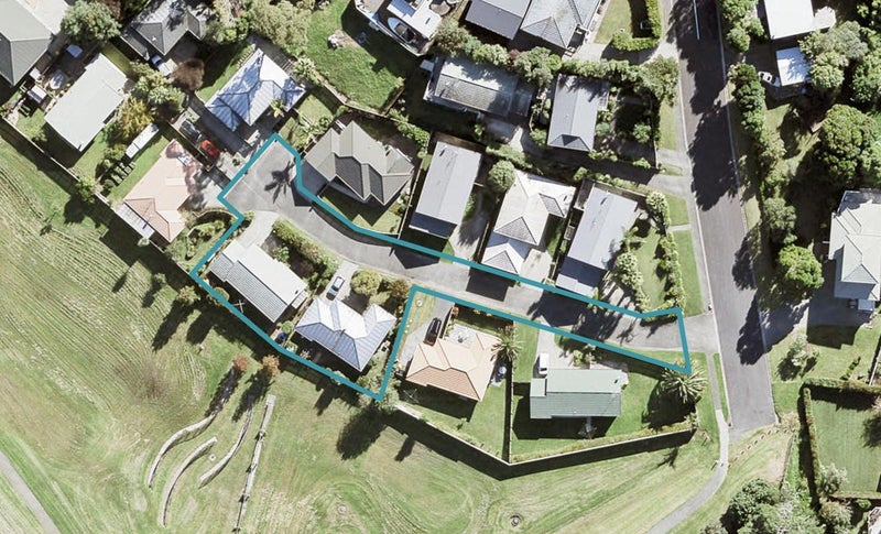 2/14 Knott Road, Stanmore Bay, Whangaparaoa - Carousel 1