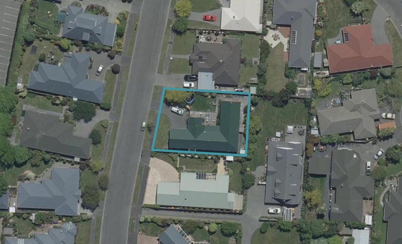 14 Farnswood Place, Redwood, Christchurch - Carousel 1