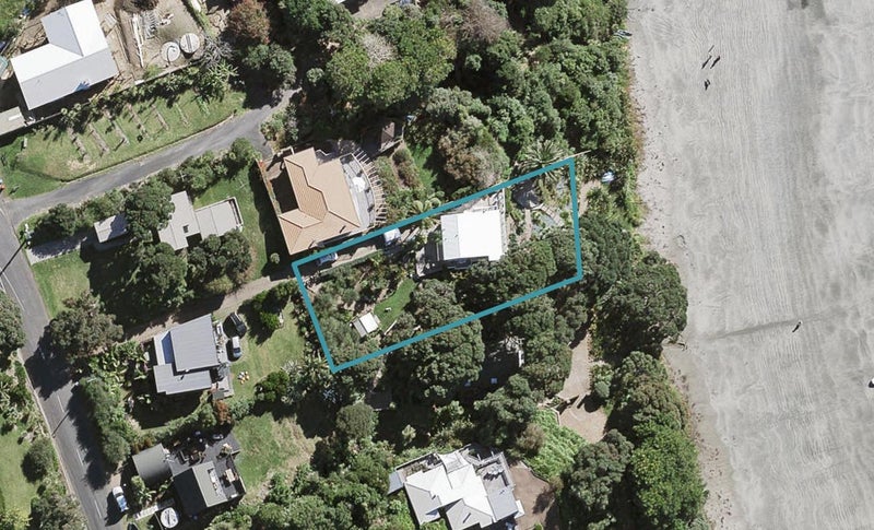 60 Beach parade, Waiheke Island, Auckland - Carousel 1