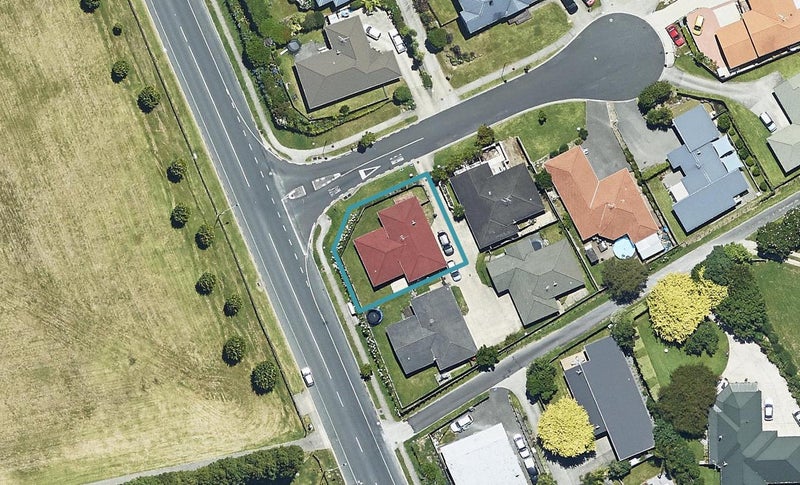2B Maggie Place, Ohauiti, Tauranga - Carousel 1