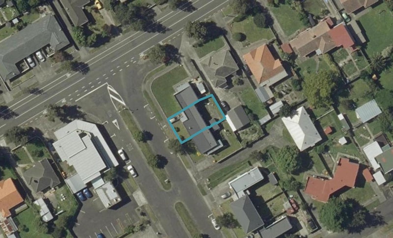 1 Hodgens Place, West End, Palmerston North - Carousel 1