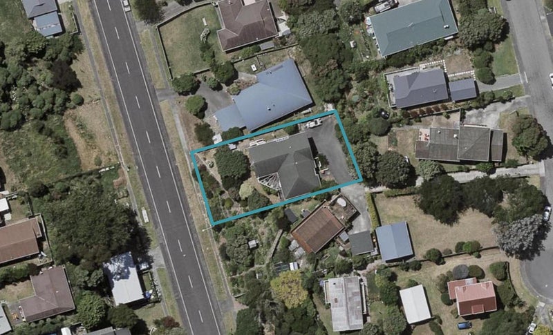 36 Weggery Drive, Waikanae Beach, Waikanae - Carousel 1