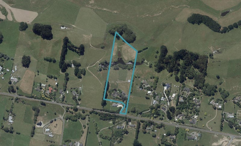 901 Reid Line East, Bunnythorpe, Palmerston North - Carousel 1