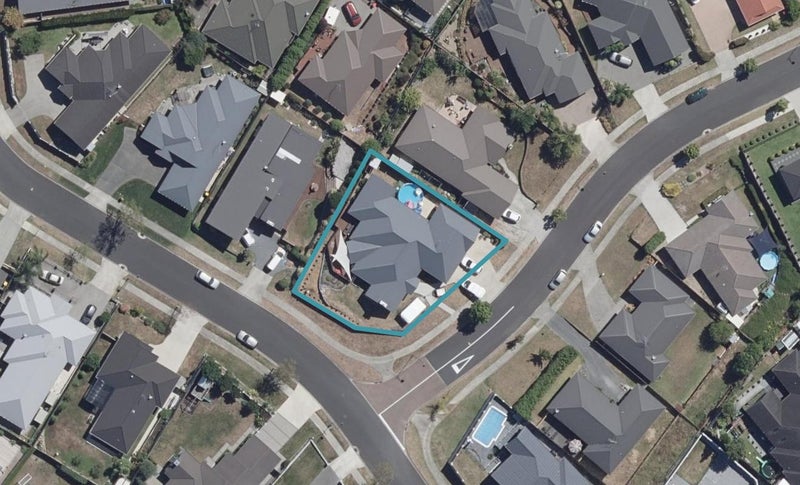 1 Raddington Way, Huntington, Hamilton - Carousel 1