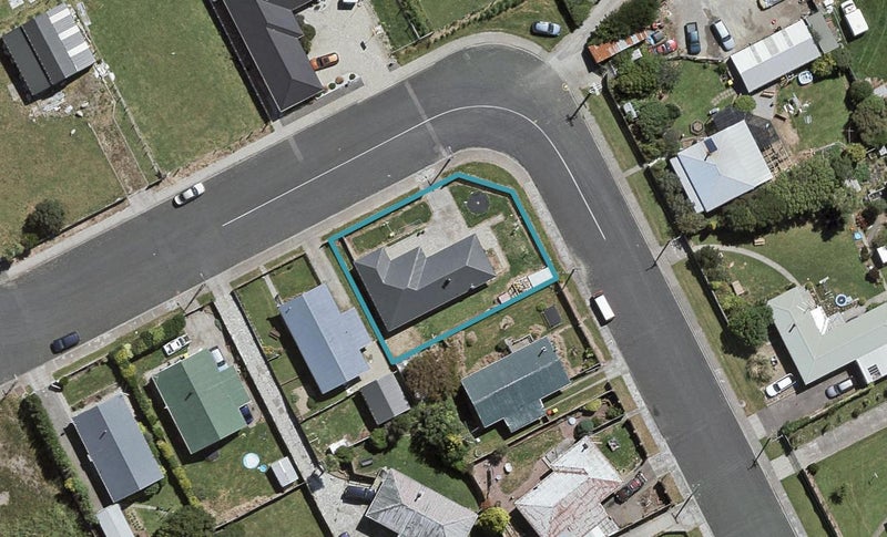 61 Frome Street, Clifton, Invercargill - Carousel 1